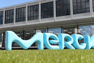 Grâce à l'acquisition de SpringWorks Therapeutics, Merck KGaA entend renforcer sa présence aux Etats-Unis. (archive) KEYSTONE/DPA/ARNE DEDERT
